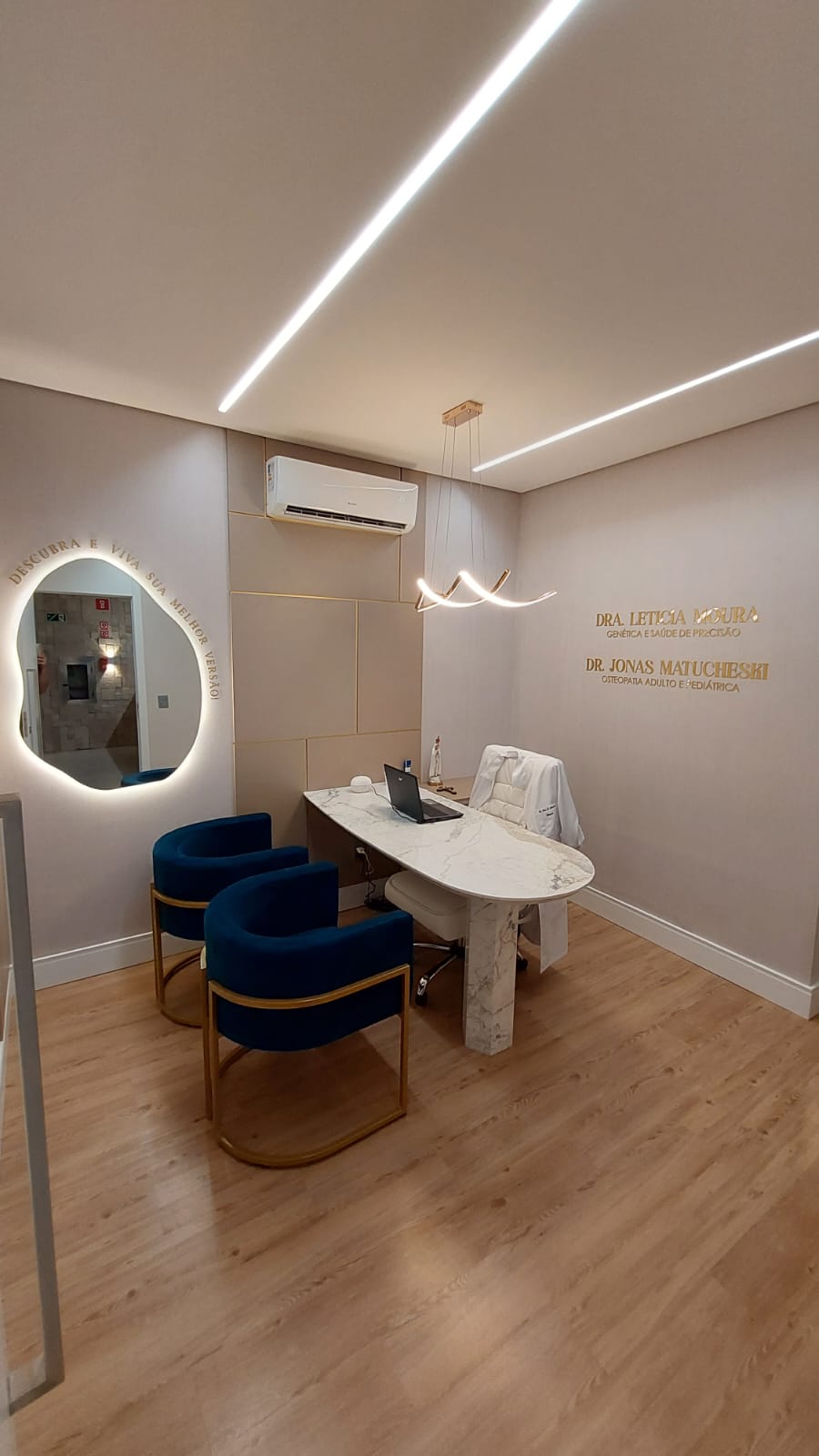 Sala de fisioterapia e reabilitação no Centro Terapêutico Matucheski em São José dos Pinhais